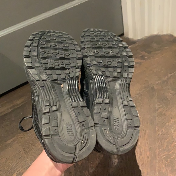 Nike P-9000 sneaker - Picture 4 of 4